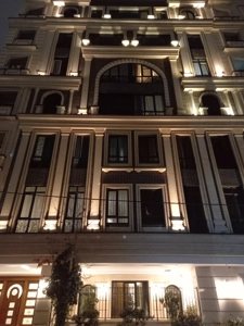 98متر / سعادت آباد/ دو پارکینگ 