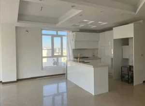 ظفر/ 115 متر/ تاپ لوکیشن/ فول امکانات