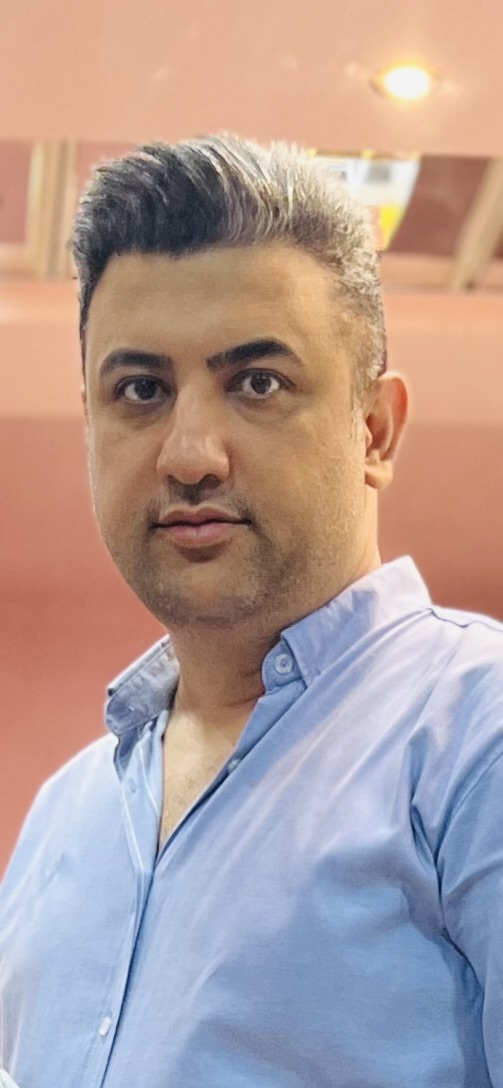 افشین صالحی